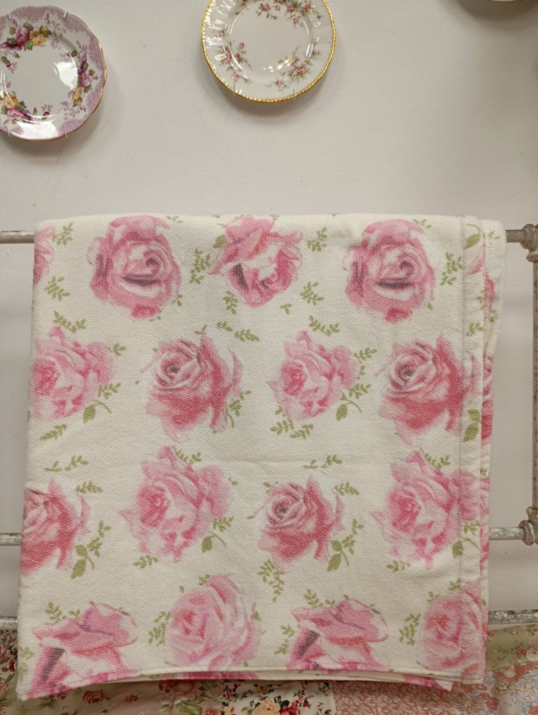 Rose towel