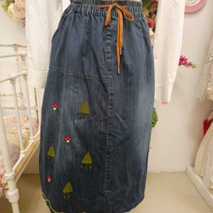The country side skirt