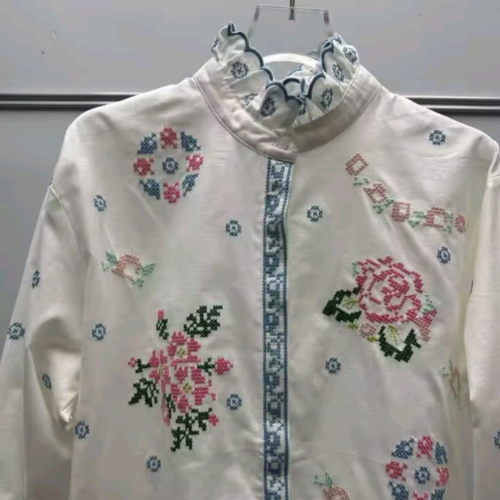 The Élodie Embroidered Blouse - Image 2